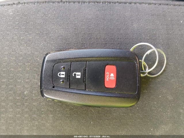 2017 TOYOTA PRIUS TWO 11