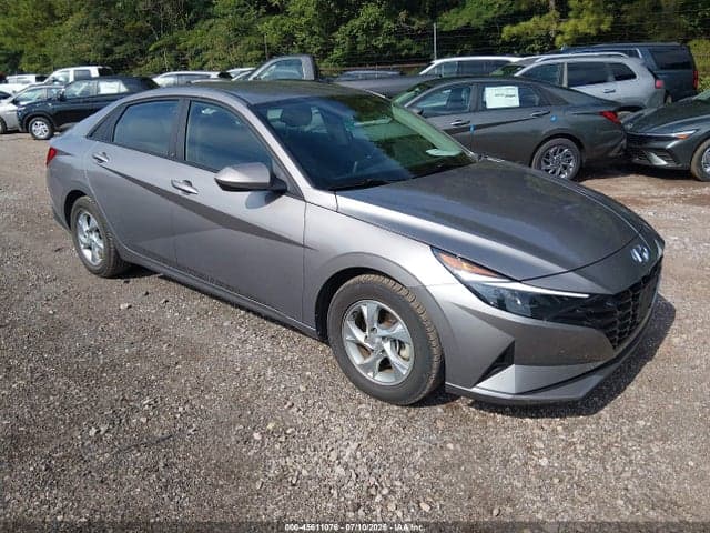 2023 HYUNDAI ELANTRA SE 1
