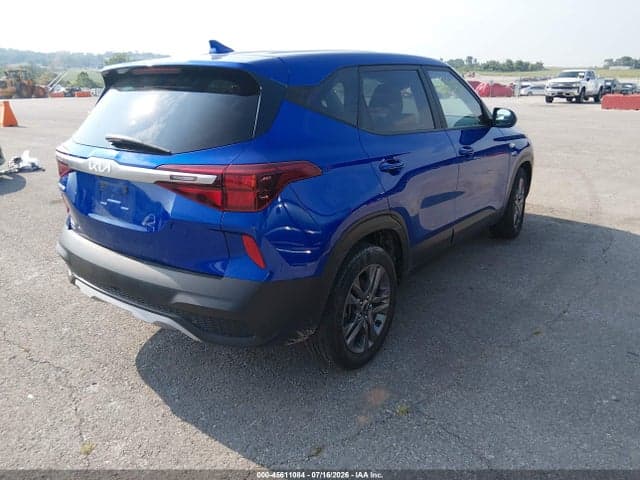 2023 KIA SELTOS LX 4