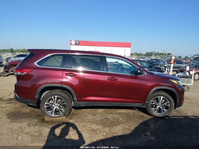 2019 TOYOTA HIGHLANDER LE 13