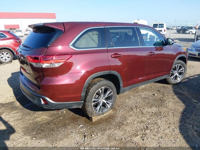 2019 TOYOTA HIGHLANDER LE 4