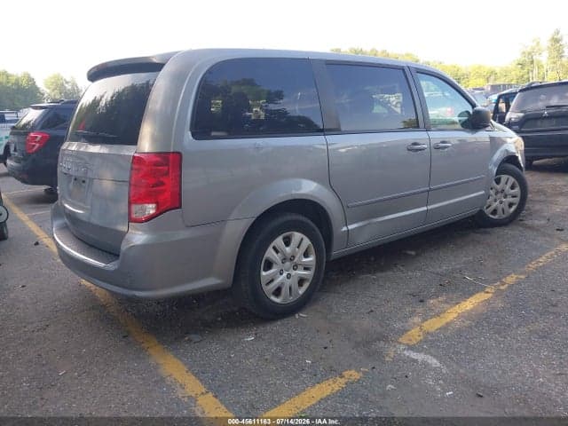 2017 DODGE GRAND CARAVAN SE 4