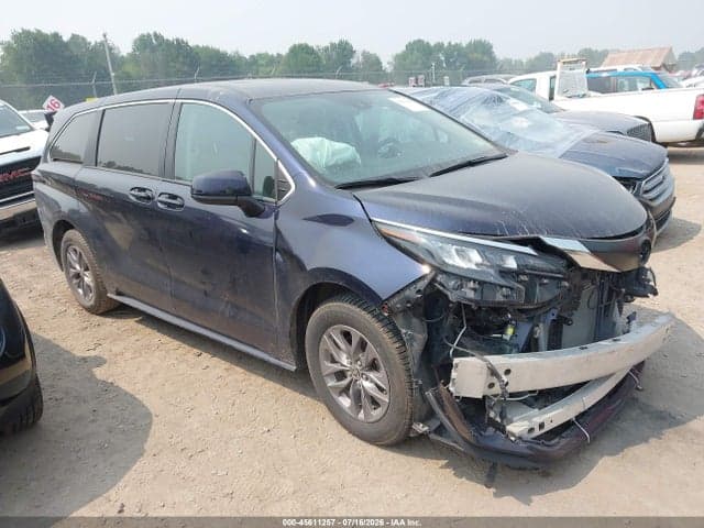 2024 TOYOTA SIENNA LE - 1