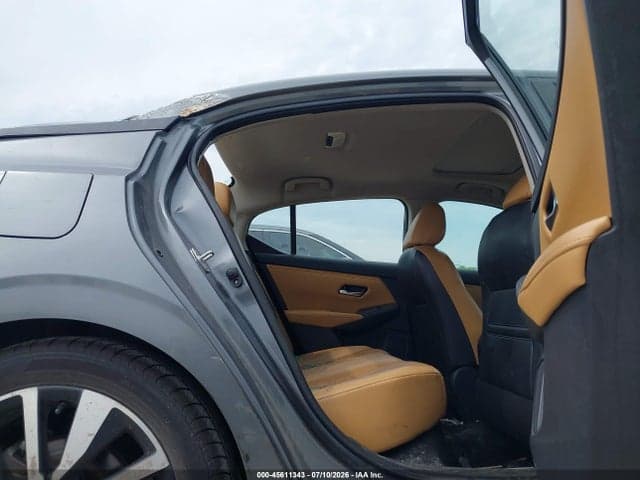 2022 NISSAN SENTRA SV XTRONIC CVT 8