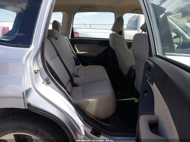 2017 SUBARU FORESTER 2.5I 8