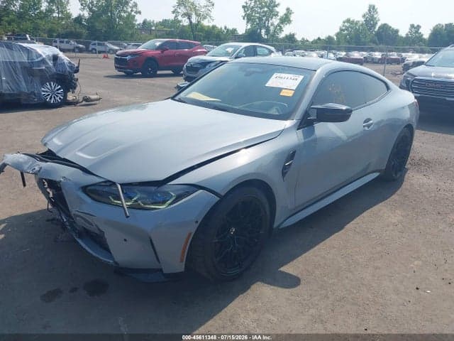 2022 BMW M4 COMPETITION 2