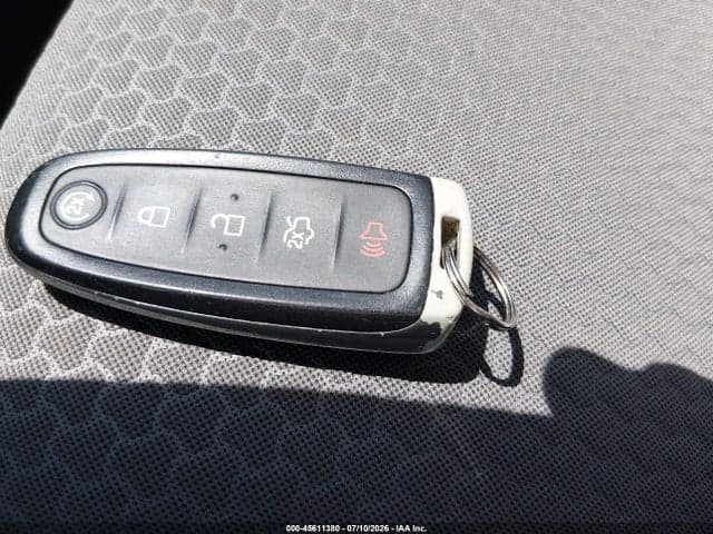 2019 FORD ESCAPE SE 11