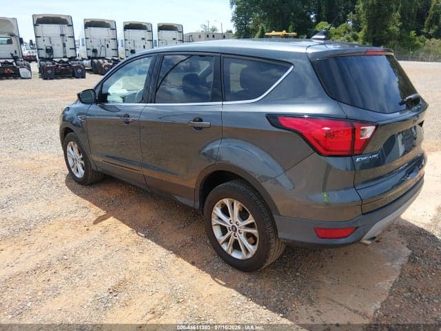 2019 FORD ESCAPE SE 3