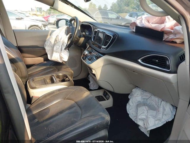 2020 CHRYSLER PACIFICA TOURING L 5