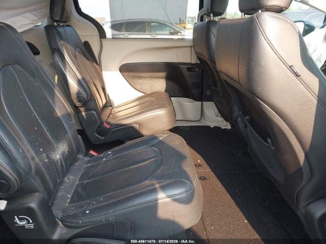 2020 CHRYSLER PACIFICA TOURING L 8