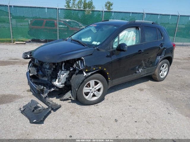 2022 CHEVROLET TRAX AWD LT 2