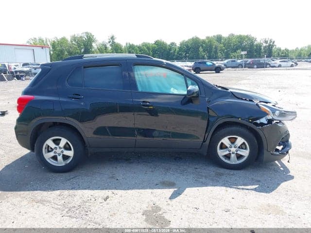 2022 CHEVROLET TRAX AWD LT 13