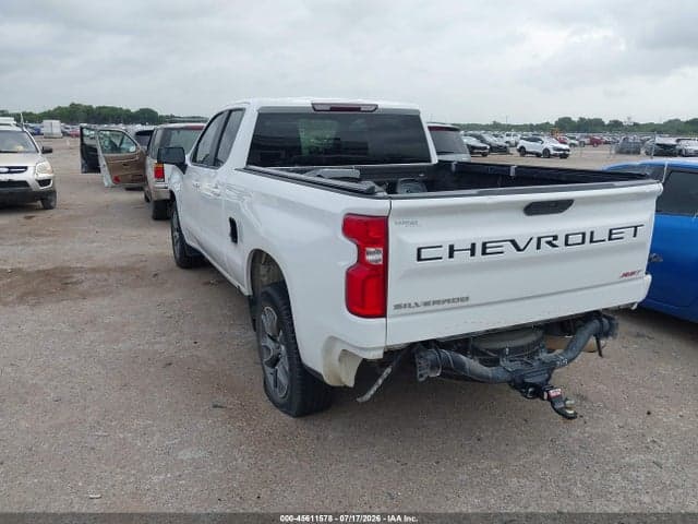 2019 CHEVROLET SILVERADO 1500 RST 3