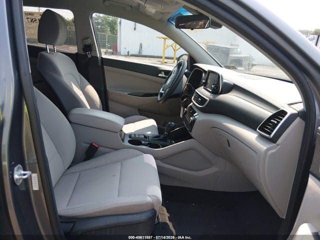 2019 HYUNDAI TUCSON SE 5
