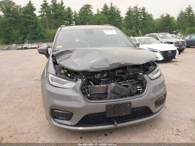 2023 CHRYSLER PACIFICA TOURING L 6