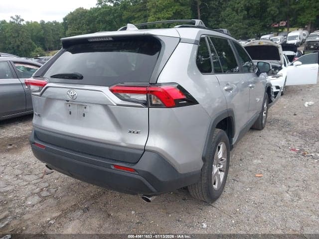 2022 TOYOTA RAV4 XLE 4