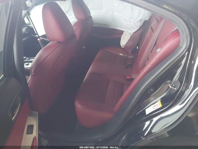2017 LEXUS IS 200T 8