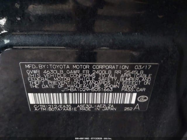 2017 LEXUS IS 200T 9
