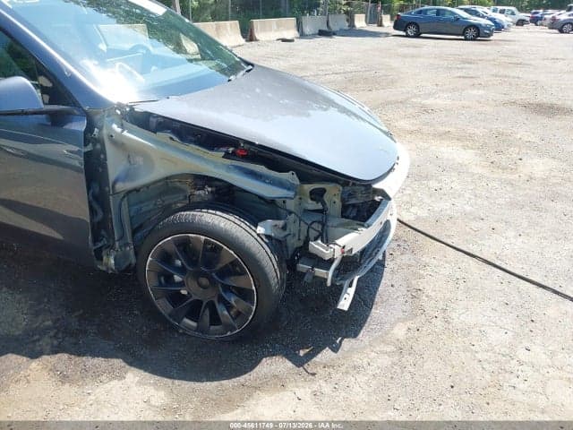 2020 TESLA MODEL Y LONG RANGE DUAL MOTOR ALL-WHEEL DRIVE 6