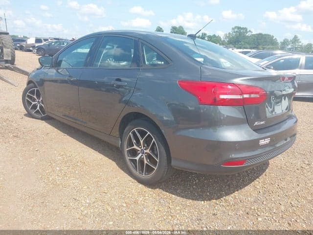 2017 FORD FOCUS SEL 3