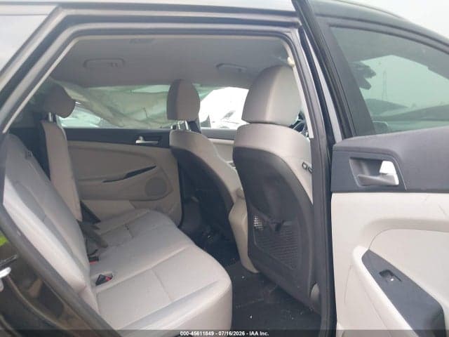 2019 HYUNDAI TUCSON VALUE 8