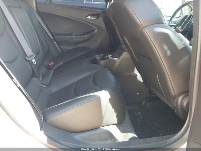 2017 CHEVROLET VOLT LT 8