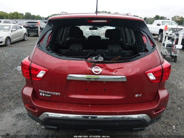2017 NISSAN PATHFINDER SV 20