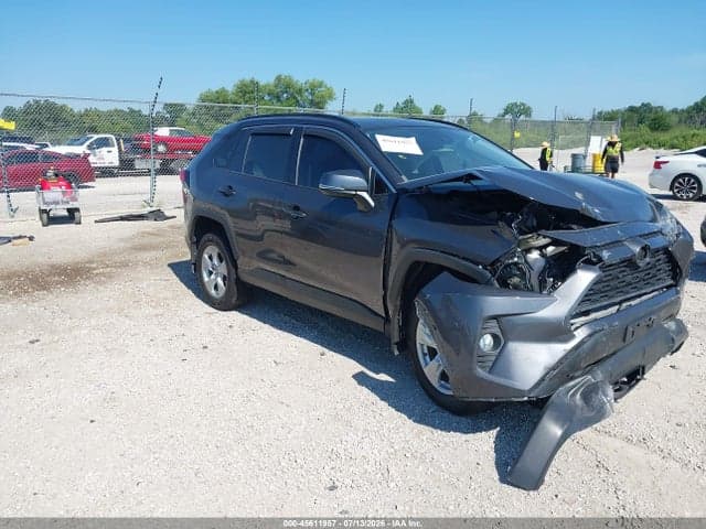2019 TOYOTA RAV4 XLE 1