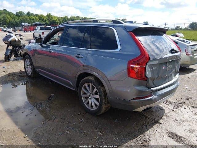 2017 VOLVO XC90 T6 MOMENTUM 3