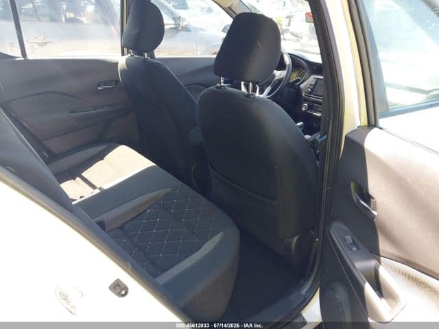 2020 NISSAN KICKS SV XTRONIC CVT 8