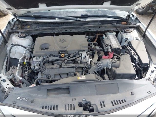 2020 TOYOTA CAMRY SE 10