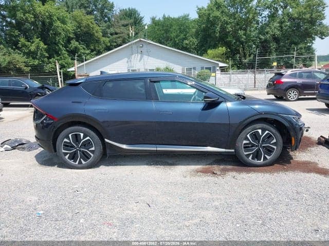 2022 KIA EV6 WIND 14