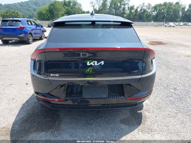 2022 KIA EV6 WIND 17