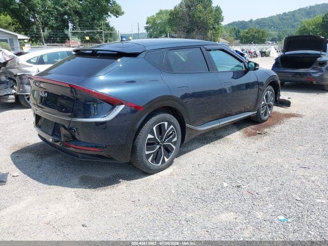 2022 KIA EV6 WIND 4