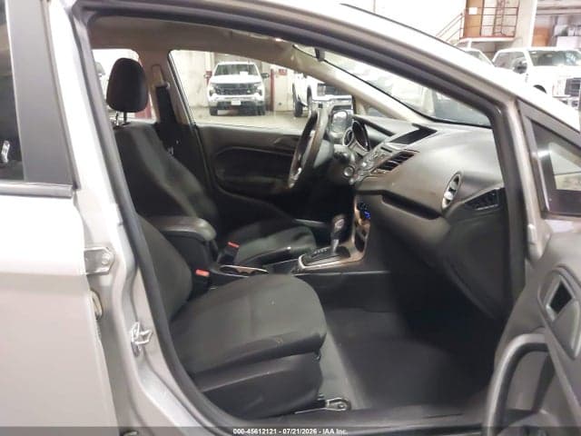 2017 FORD FIESTA SE 5