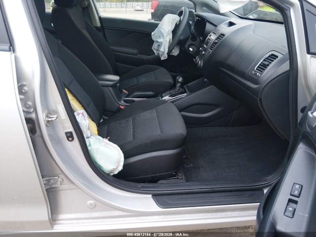 2017 KIA FORTE LX 5
