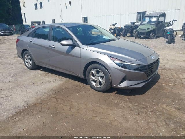 2023 HYUNDAI ELANTRA SE 1
