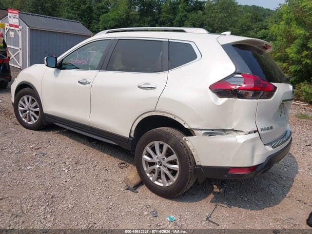 2017 NISSAN ROGUE SV 3