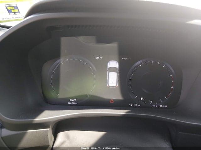 2021 VOLVO XC40 T5 R-DESIGN 7