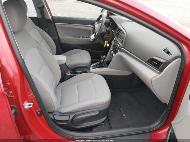2020 HYUNDAI ELANTRA SE 5