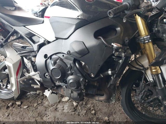 2025 HONDA CBR1000 RR 8