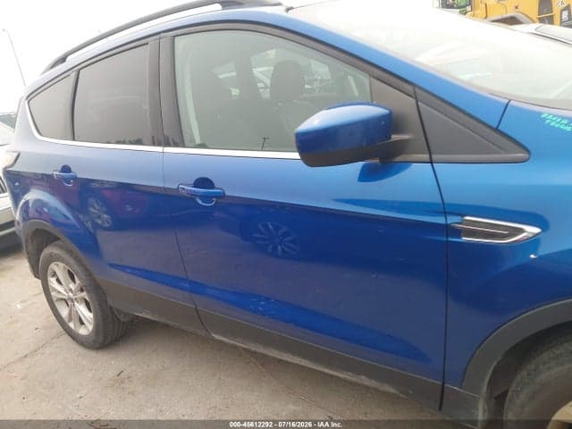 2017 FORD ESCAPE SE 14
