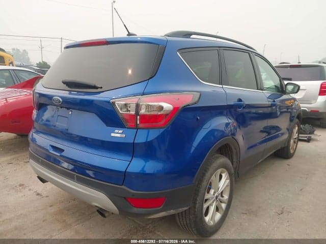 2017 FORD ESCAPE SE 4