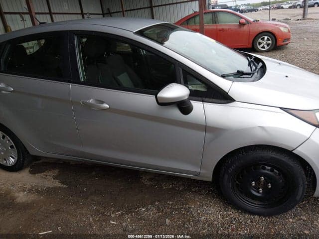 2017 FORD FIESTA S 13