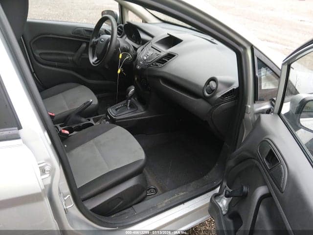 2017 FORD FIESTA S 5
