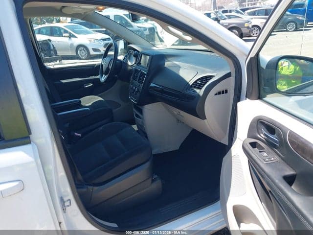 2017 DODGE GRAND CARAVAN SE 5
