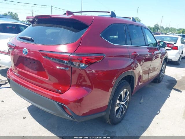 2021 TOYOTA HIGHLANDER HYBRID XLE 4
