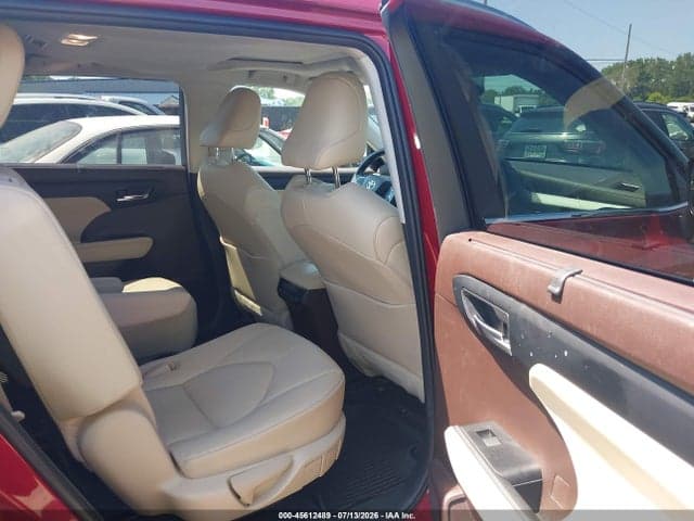 2021 TOYOTA HIGHLANDER HYBRID XLE 8