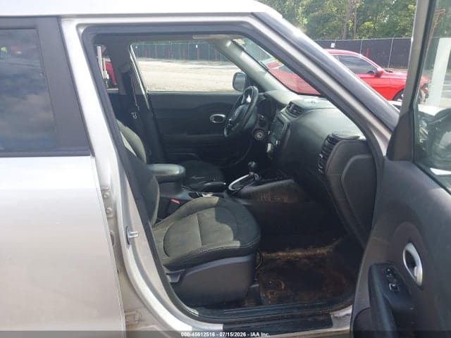 2019 KIA SOUL + 5