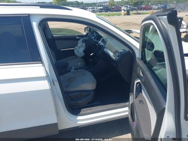 2020 VOLKSWAGEN TIGUAN 2.0T S 5